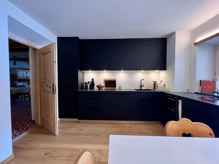 Apartamento entero, Suot Chastè Tarasp - Authentisches Engadiner Haus mit 6.5-Zimmer am Fusse des Schloss Tarasp in Tarasp, Lower Engadine