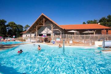 Location De Vacances pour 6 Personnes dans Soulac-sur-Mer, Côte d’Argent, Photo 1