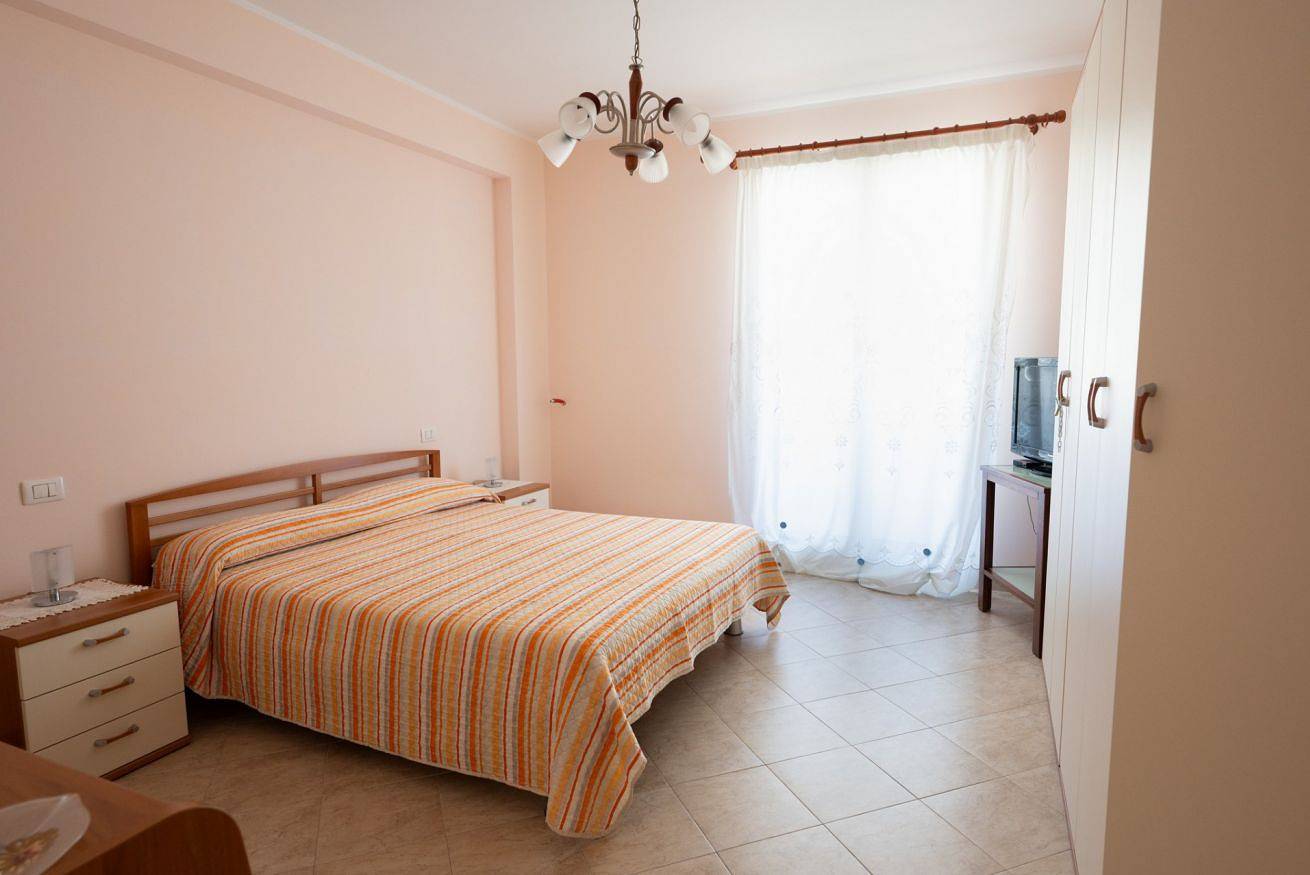 Appartamento intero, Guesthost - Kalós Apartment in Pozzallo in Pozzallo, Provincia di Ragusa