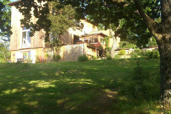 Gîte pour 2 personnes, avec Terrasse et Jardin à Dieulefit
