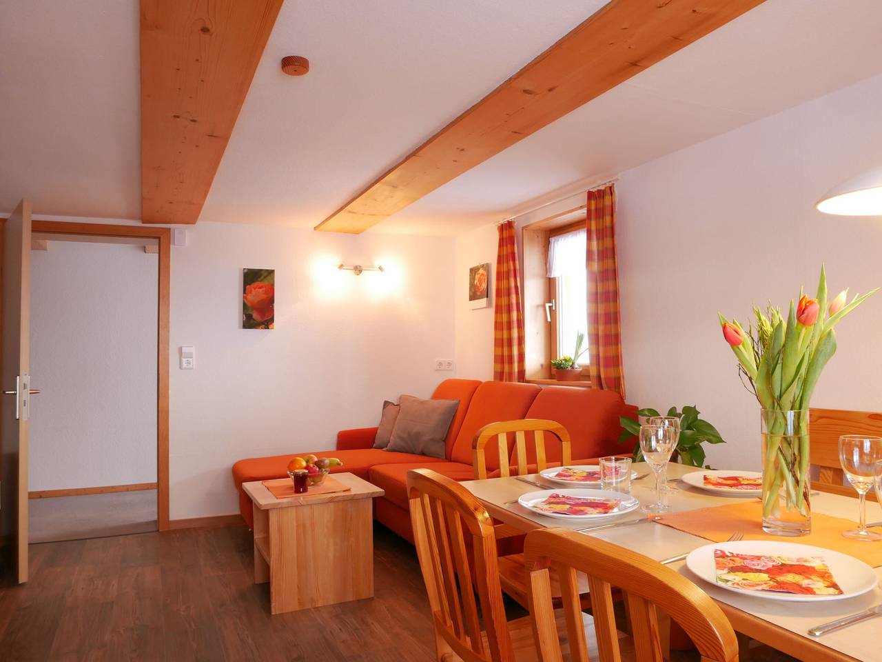 Ganze Wohnung, Ferienwohnung 'Rose' mit Gemeinschaftsgarten, Balkon und Wi-Fi in Weilheim, Südschwarzwald