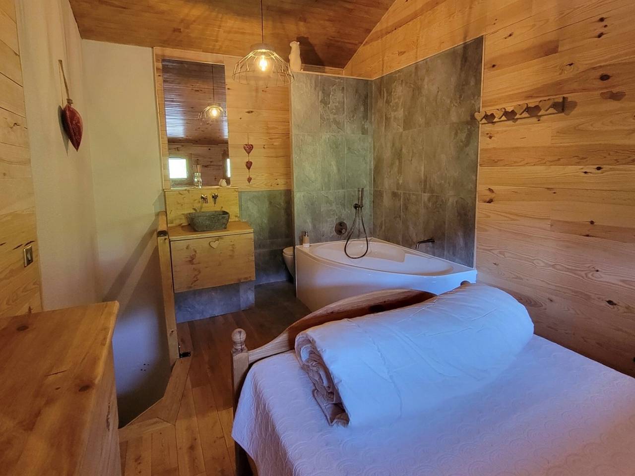 Appartement entier, Duplex rénové 3P+cabine 6 pers, balcon, vue Mont Blanc in La Plagne, Bellentre