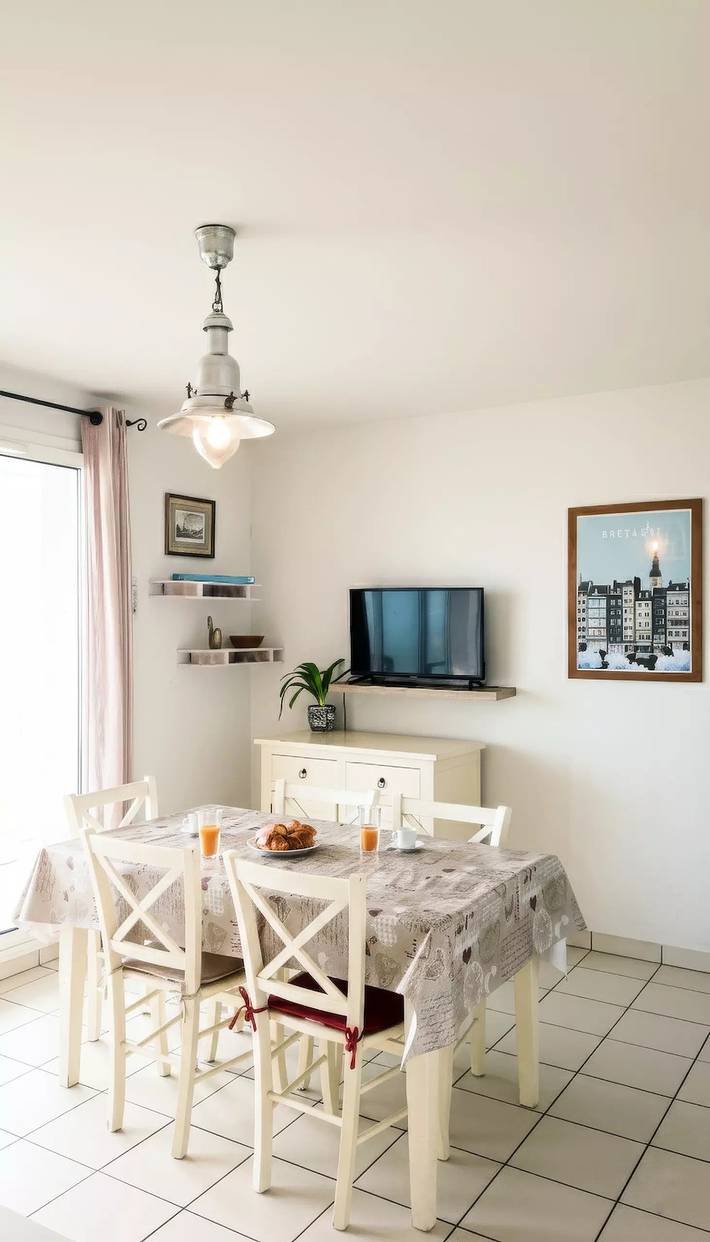 Gîte pour 5 personnes, avec balcon dans Plage Trez-Hir