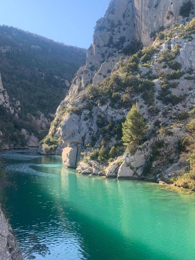 Appartement entier, One-Bedroom Apartment in Quinson, Parc naturel régional du Verdon