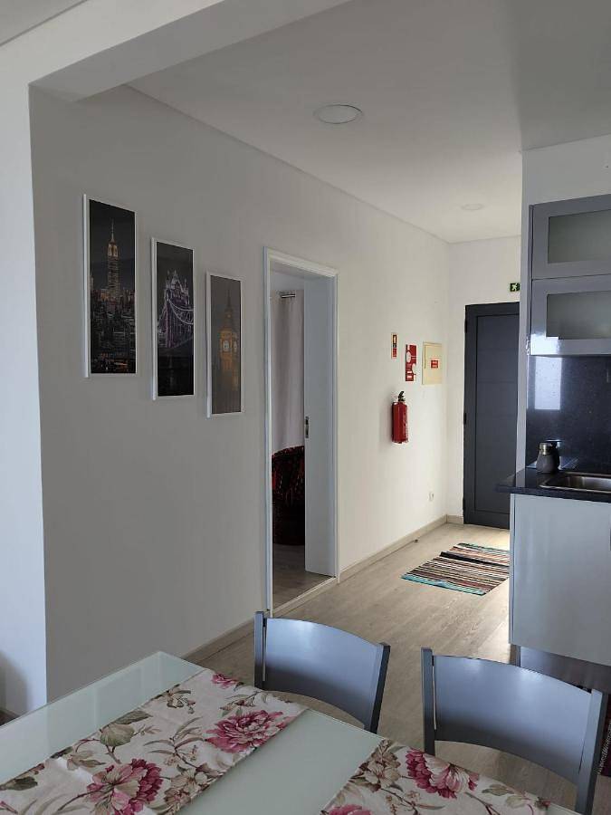 Gîte pour 4 personnes, avec terrasse et vue à Porto da Cruz - 2