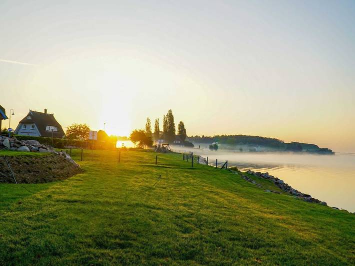 Ferienwohnung für 2 Personen, mit Sauna und Terrasse sowie Ausblick und Seeblick in Alt Reddevitz - 3