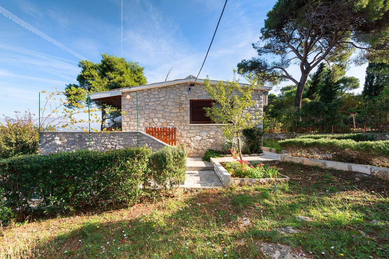 2-Zimmer-Haus mit Terrasse und Meerblick Postira, Brac K-6052 in Postira, Brac
