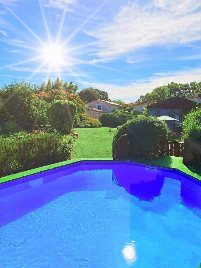 Cottage l'Atelier, aire de loisirs avec piscine in Marigny (Deux-Sèvres), Région de Niort
