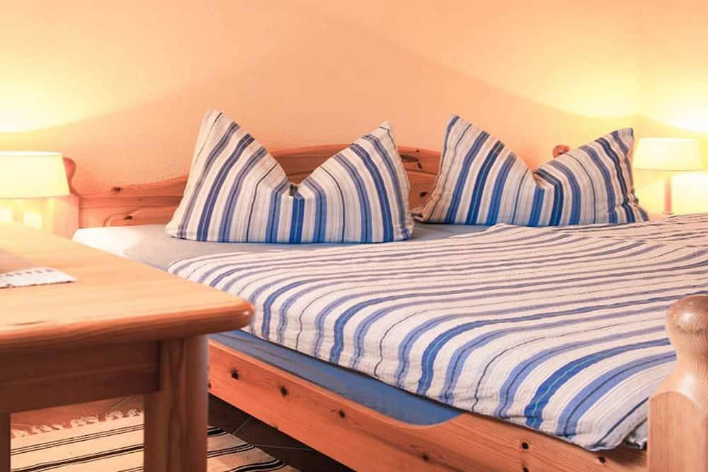 Entire apartment, Apartment Peting - Helms Hüsing in Neuendorf Hiddensee Island, Hiddensee