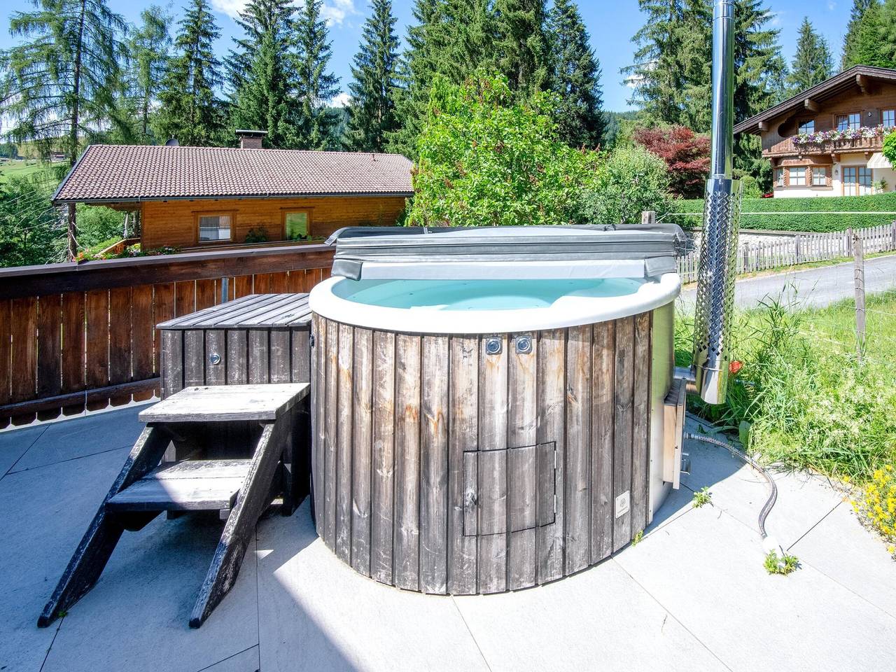 Luxus Chalet in Niederau mit Whirlpool in Hopfgarten im Brixental, Kaisergebirge
