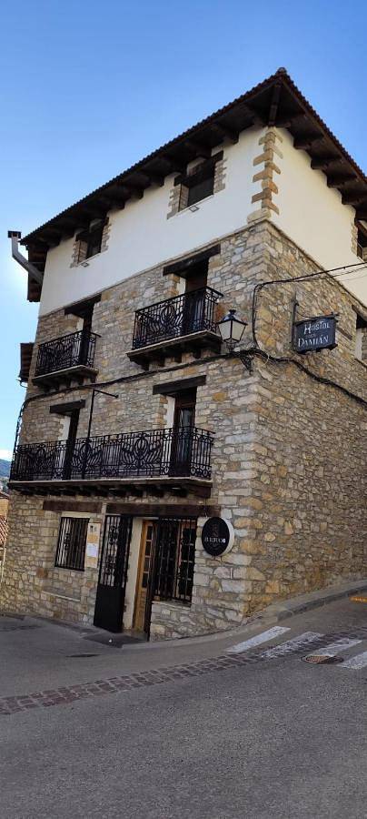 Hostal Casa Damián in Valdelinares, Provincia de Teruel