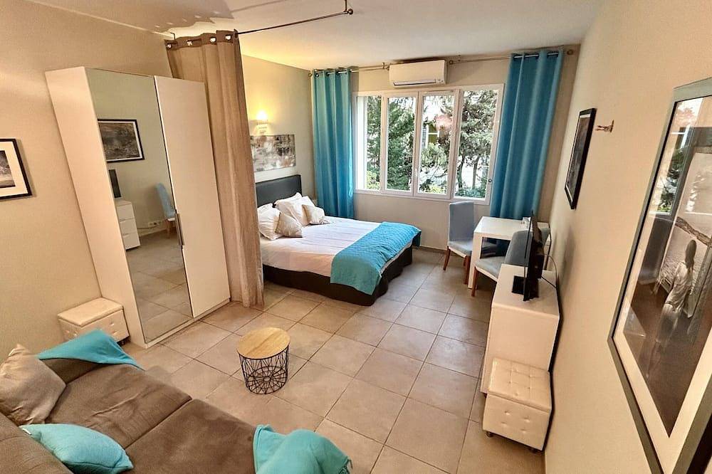 Duplex-Salle d'eau-Factory ou Mer in Cannes, Côte méditerranéenne (France)