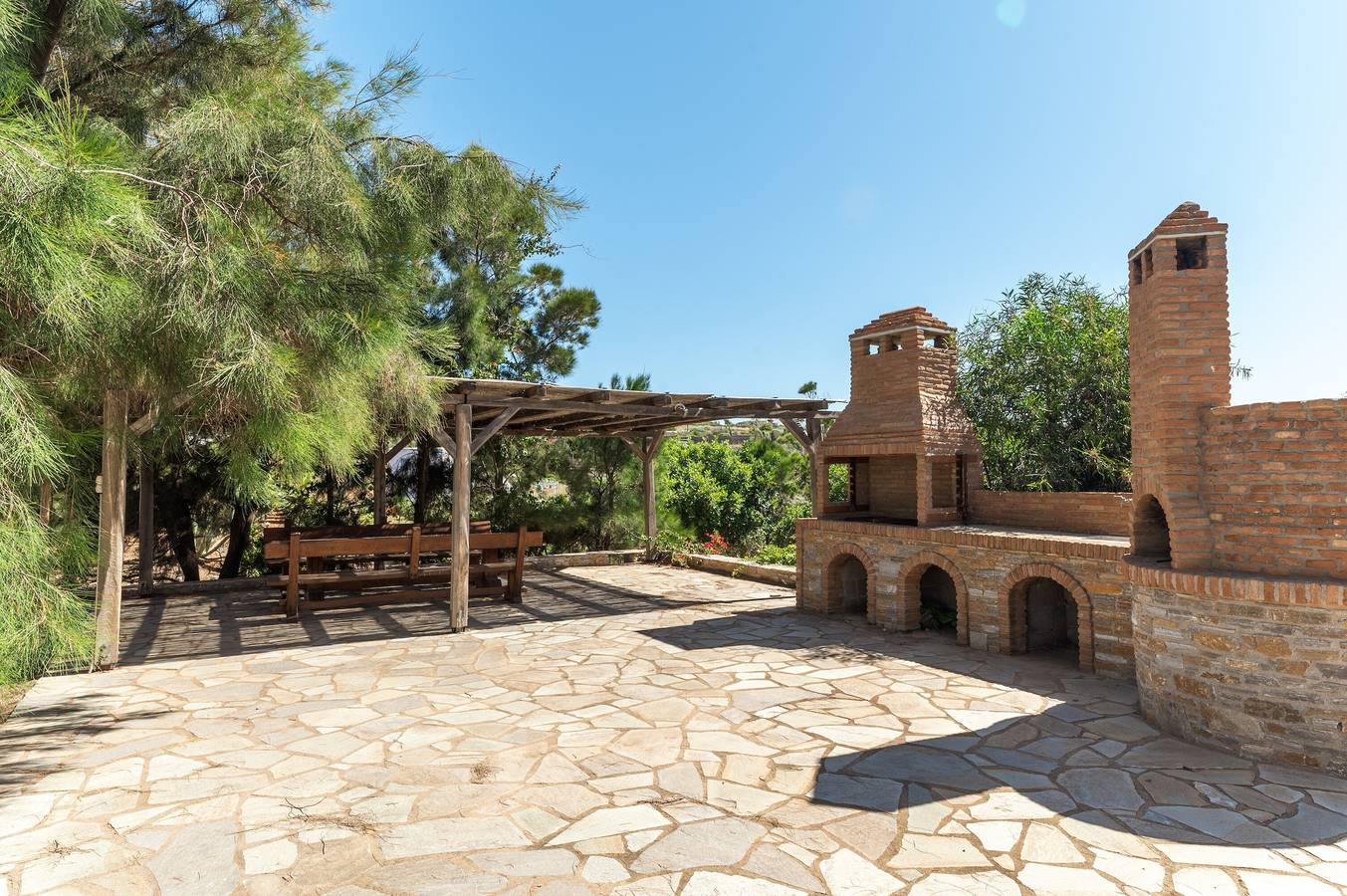 Entire apartment, Apartment 'Suite No 4' with Sea View, Wi-Fi and Air Conditioning in Syros