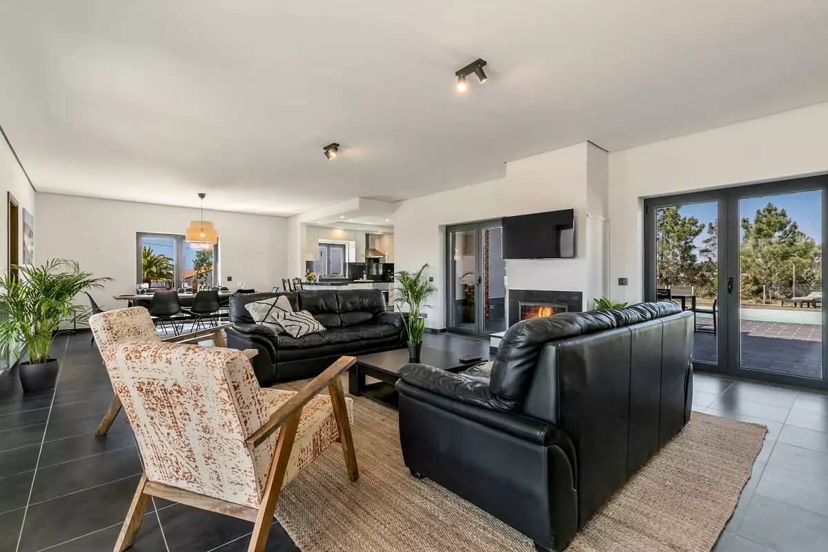 Häuser & Villen für 10 Personen in Arrifana, Aljezur