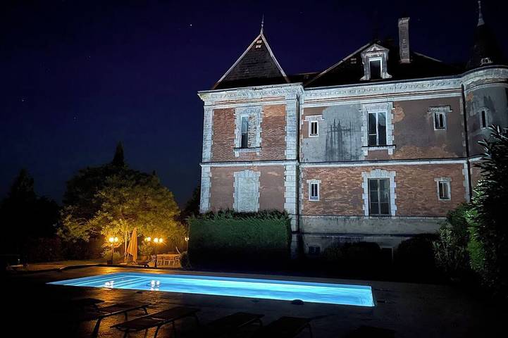 Château pour 12 personnes, avec Jardin et Piscine dans les Landes