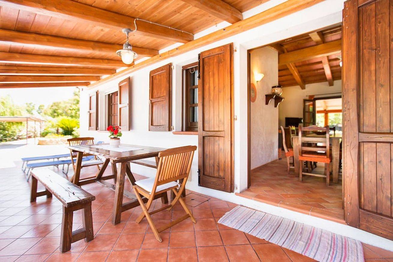 Villa Porticciolo près de la plage avec Air Conditionné et wifi in Guardia Grande, Alghero