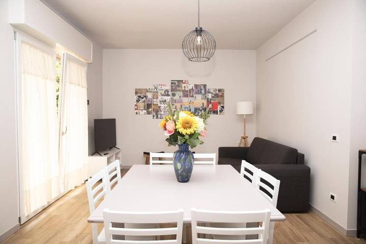 Ferienwohnung für 9 Personen, mit Garten - 1