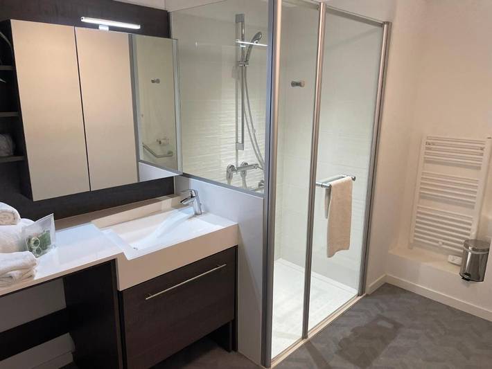 Location de vacances pour 2 personnes, avec jacuzzi et sauna ainsi que piscine et jardin à Carpentras - 2