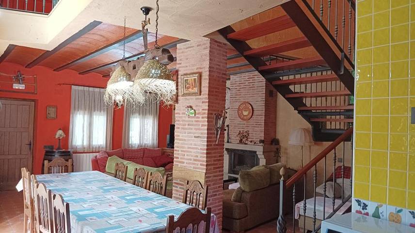 Casa de vacaciones para 8 personas, con Balcón y Terraza además de Jardín y Piscina en Parque Natural de las Arribes del Duero - 4