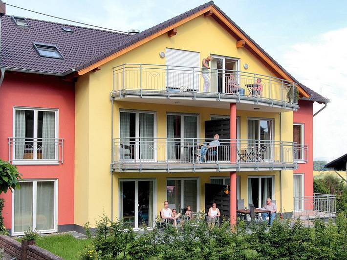 Ferienwohnung für 2 Personen, mit Balkon, kinderfreundlich in Mettlach - 2