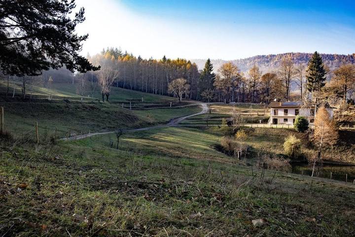 Camping für 6 Personen, mit Garten und Sauna sowie Ausblick und Seeblick im Piemont