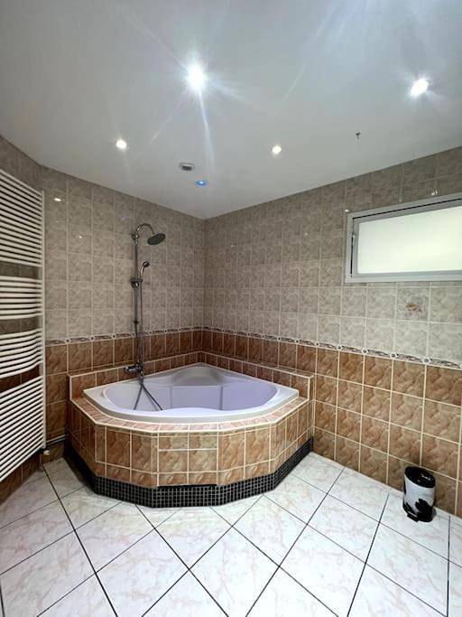 Gîte pour 6 personnes à Charleville-Mézières - 2