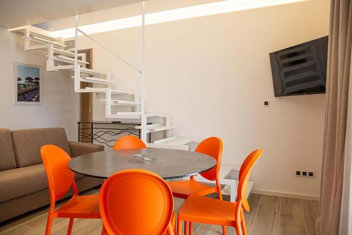 Appart’hôtel pour 6 personnes, avec jardin et piscine, animaux acceptés