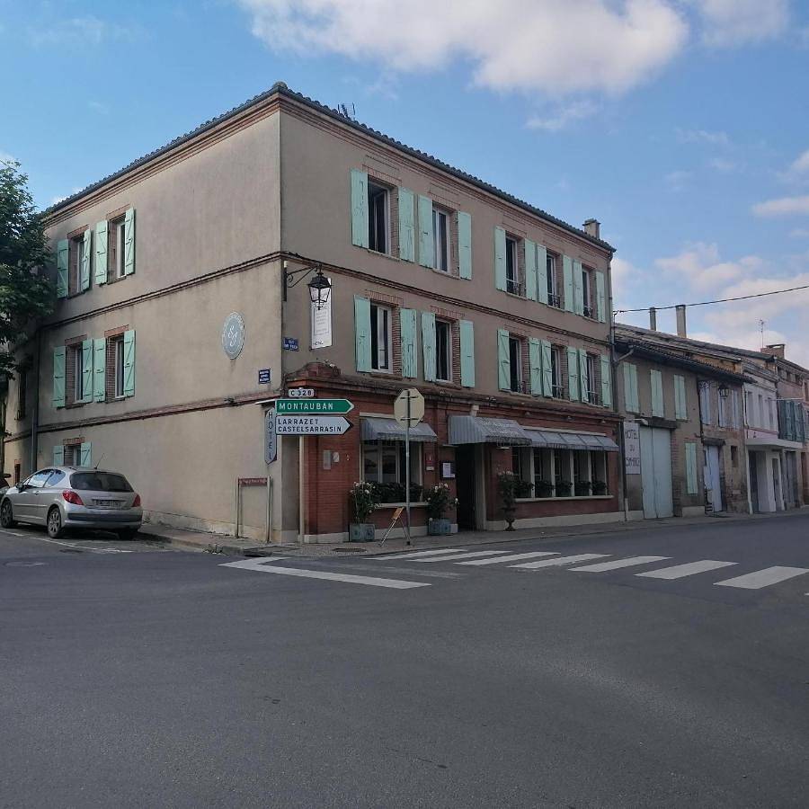 Double Room in Beaumont-de-Lomagne, Tarn-et-Garonne