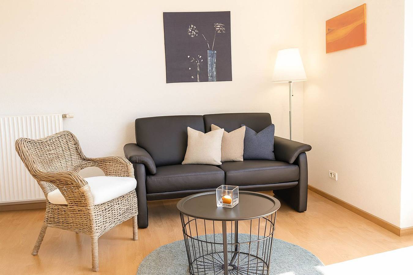 Ganze Wohnung, Komfortable Ferienwohnung mit Terrasse und strandnaher Lage in Horumersiel in Horumersiel, Wangerland
