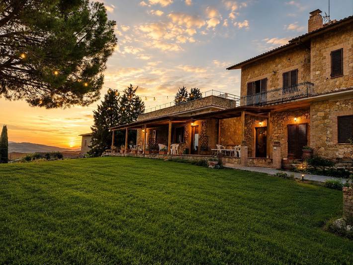 Appartamento "Agriturismo Il Casato Mag-il Vaglio" con vista sulle montagne, terrazza e Wi-Fi in Pienza, Val d’Orcia