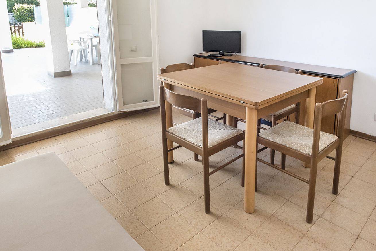 Ganze Wohnung, M051 - Marcelli, villa with garden 200 meters from the sea in Marcelli, Riviera del Conero