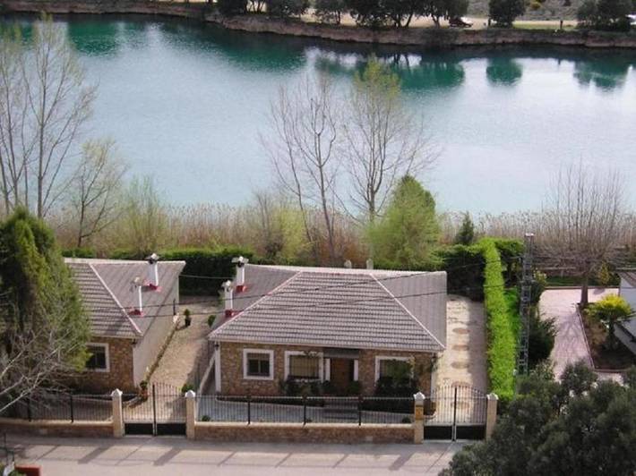 Casa rural para 7 personas, con jardín además de vistas y vistas al lago en Ossa de Montiel