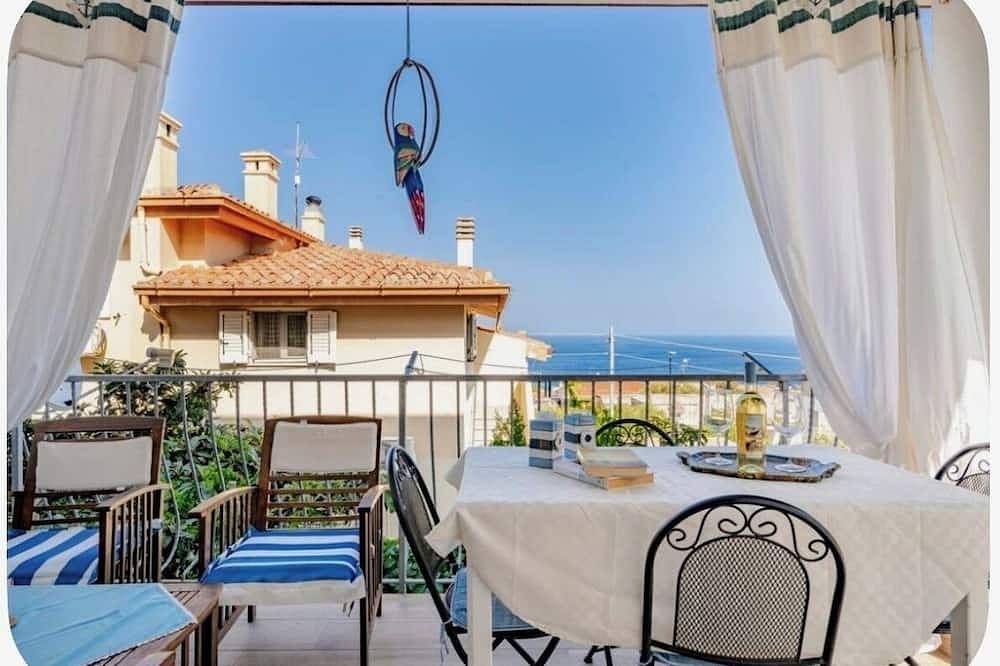 Entire apartment, In The Paradise Of Sardinia: Beautiful Apartment With Ocean Views in Cala Gonone, Dorgali