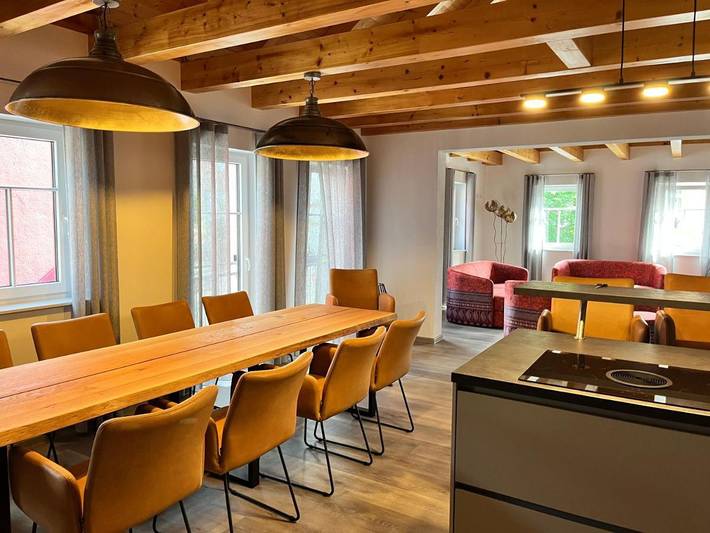 Ferienwohnung für 8 Personen, mit Balkon und Terrasse sowie Sauna und Ausblick in Wittichenau