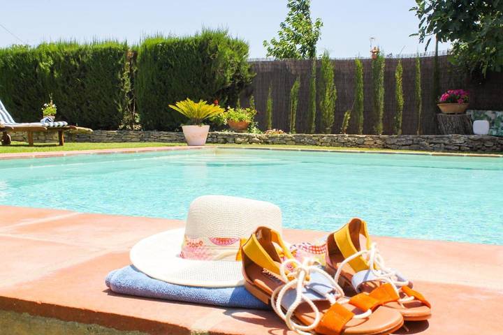 Casa rural para 6 personas, con piscina además de jardín y vistas en Arriate - 4