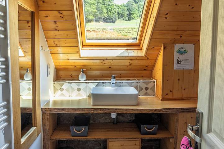 Apartamento En Un Apizal De Montaña Renovado in Estensan, Pirineos franceses