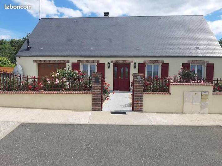 Gîte pour 3 personnes, avec terrasse à Cloyes-sur-le-Loir