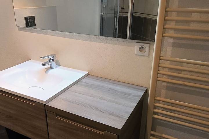 Ganze Wohnung, Appartement 80 M² en Bourgogne in Le Creusot, Autun und Umgebung