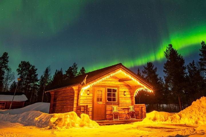 Camping voor 4 personen, with whirlpool and terras as well as tuin in Noord-Zweden