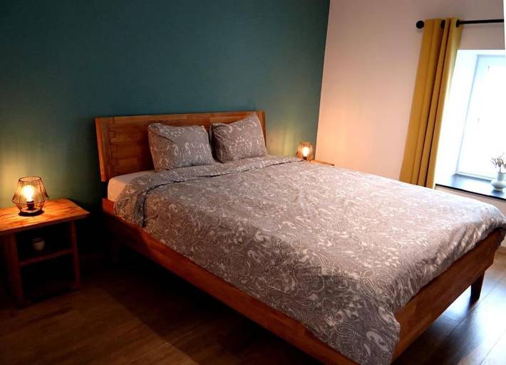 Location de vacances pour 6 personnes, avec terrasse et jardin à Onhaye - 4