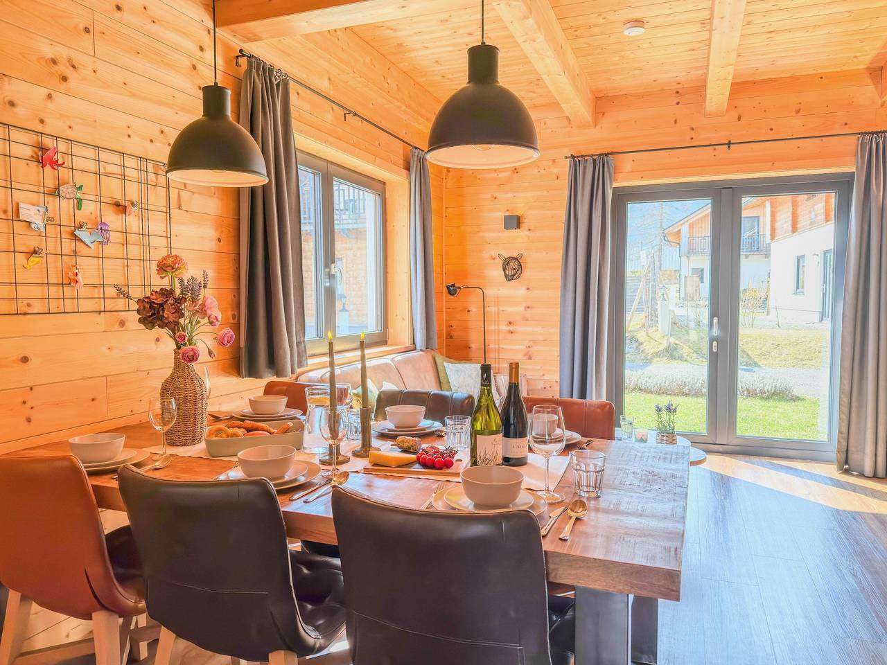 Lovely holiday home on park near ski resort in Hermagor-Pressegger See, Distretto di Hermagor