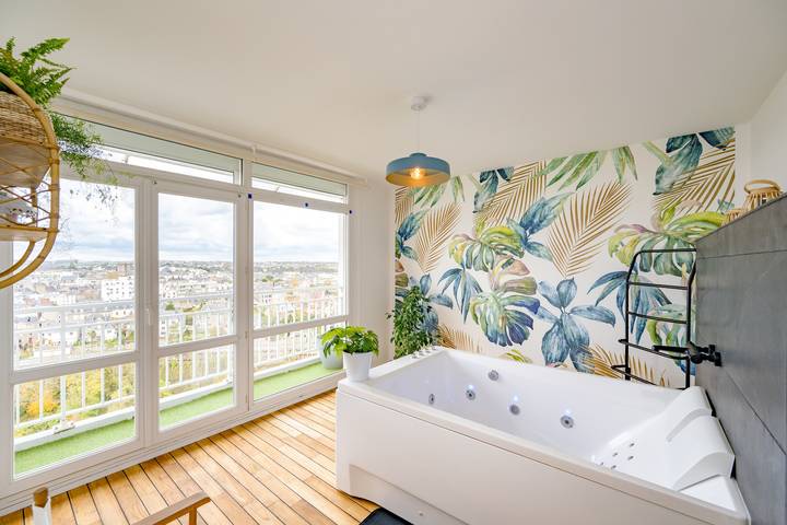 Appartement de vacances pour 4 personnes, avec Balcon et Jacuzzi dans Saint-Brieuc