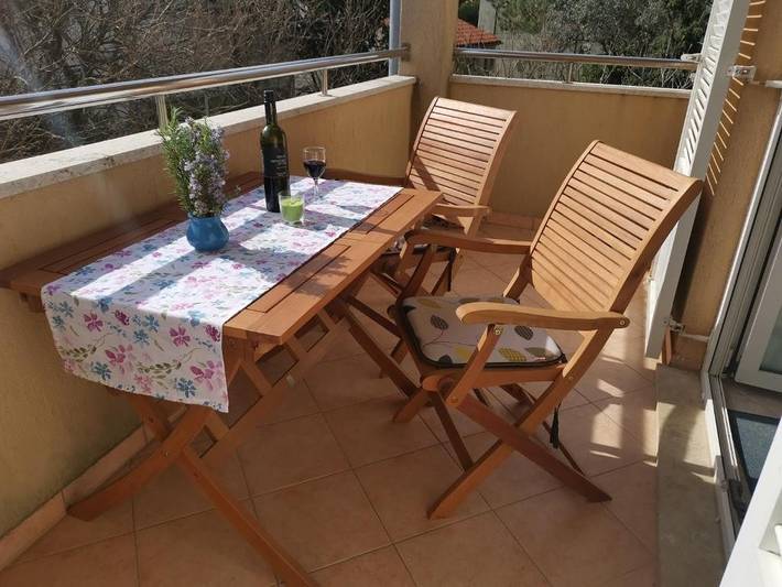 Ferienwohnung für 3 Personen, mit Balkon/Terrasse in Premantura