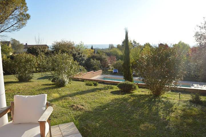 Location de vacances pour 10 personnes, avec Terrasse et Jardin à Auzeville-Tolosane