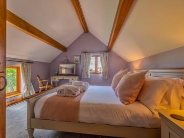 Glamping for 4 People in Stafford, Staffordshire, Photo 2