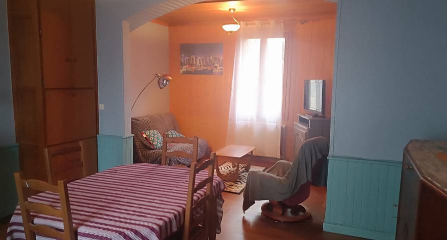 Gîte pour 4 personnes, avec jardin