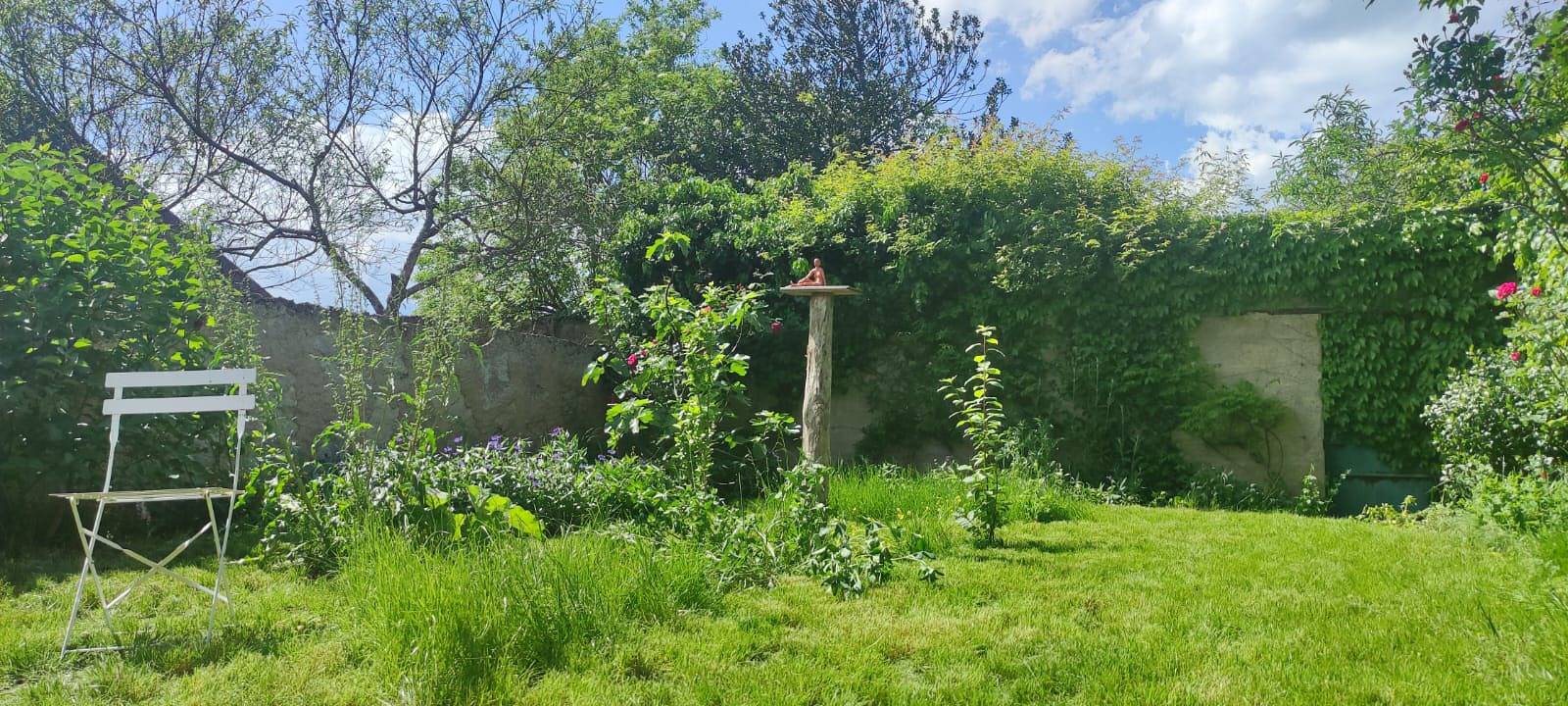 Très grande maison en centre-ville avec jardin in Semur-en-Auxois, Montbard region