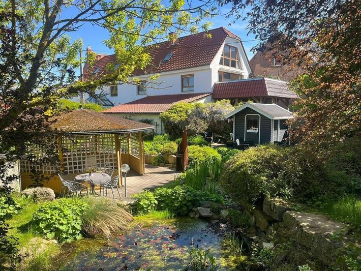 Ferienwohnung für 10 Personen, mit Balkon und Garten sowie Pool in Seelitz