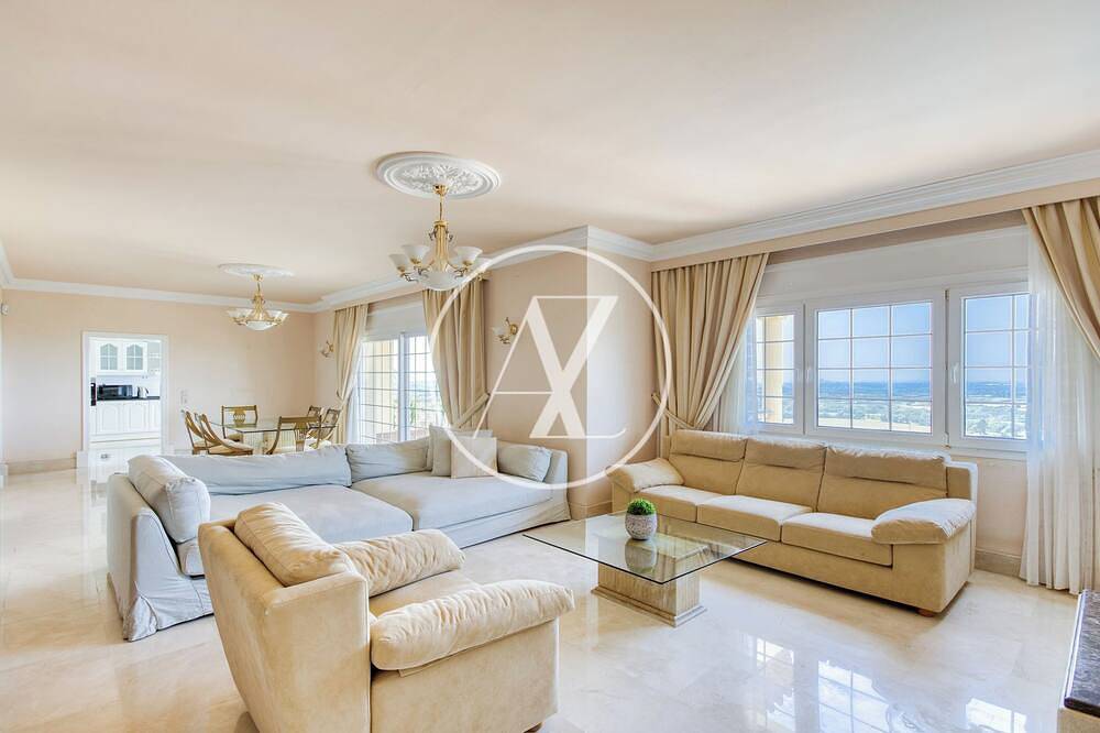 Luxury villa for vacation rental in Palau Sabardera, Alt Empordà