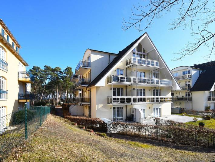 Ferienpark für 2 Personen, mit Balkon und Seeblick in Baabe - 2